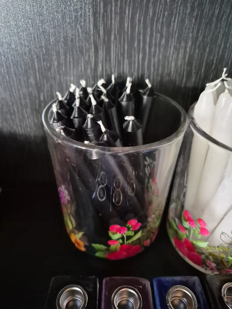 Petite bougie noire 